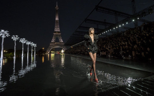 Iconic Fashion Week Moments That Made History - La Moda Me