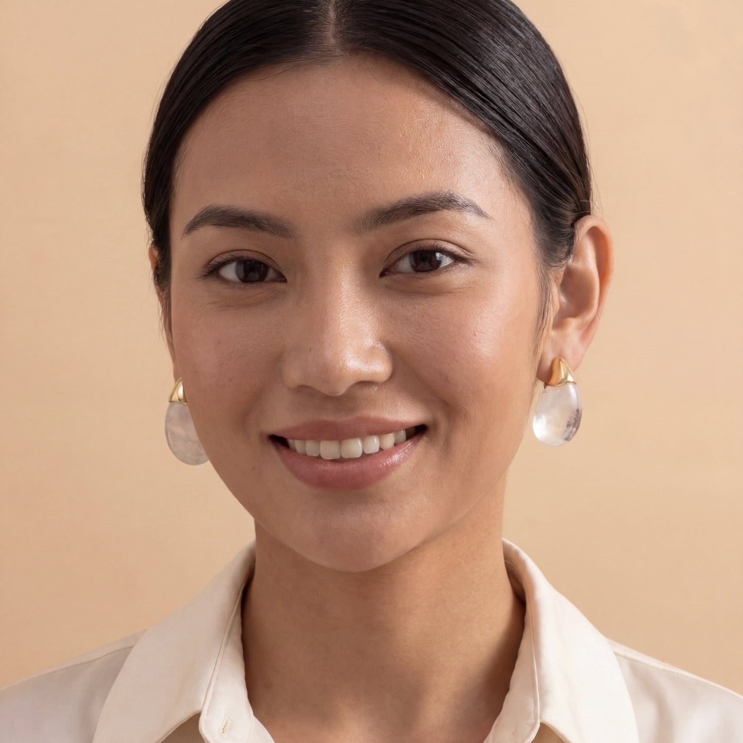 Rais Pearl Drop Earrings - La Moda Me