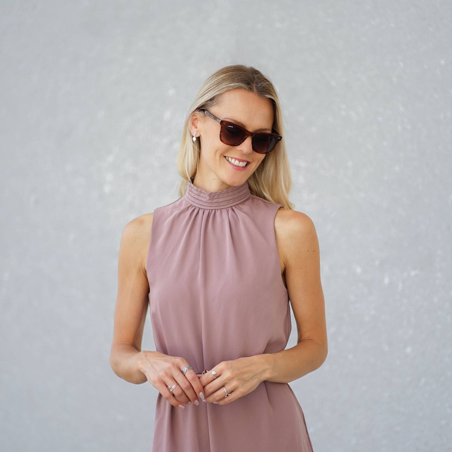 Atra Vo Shades - La Moda Me