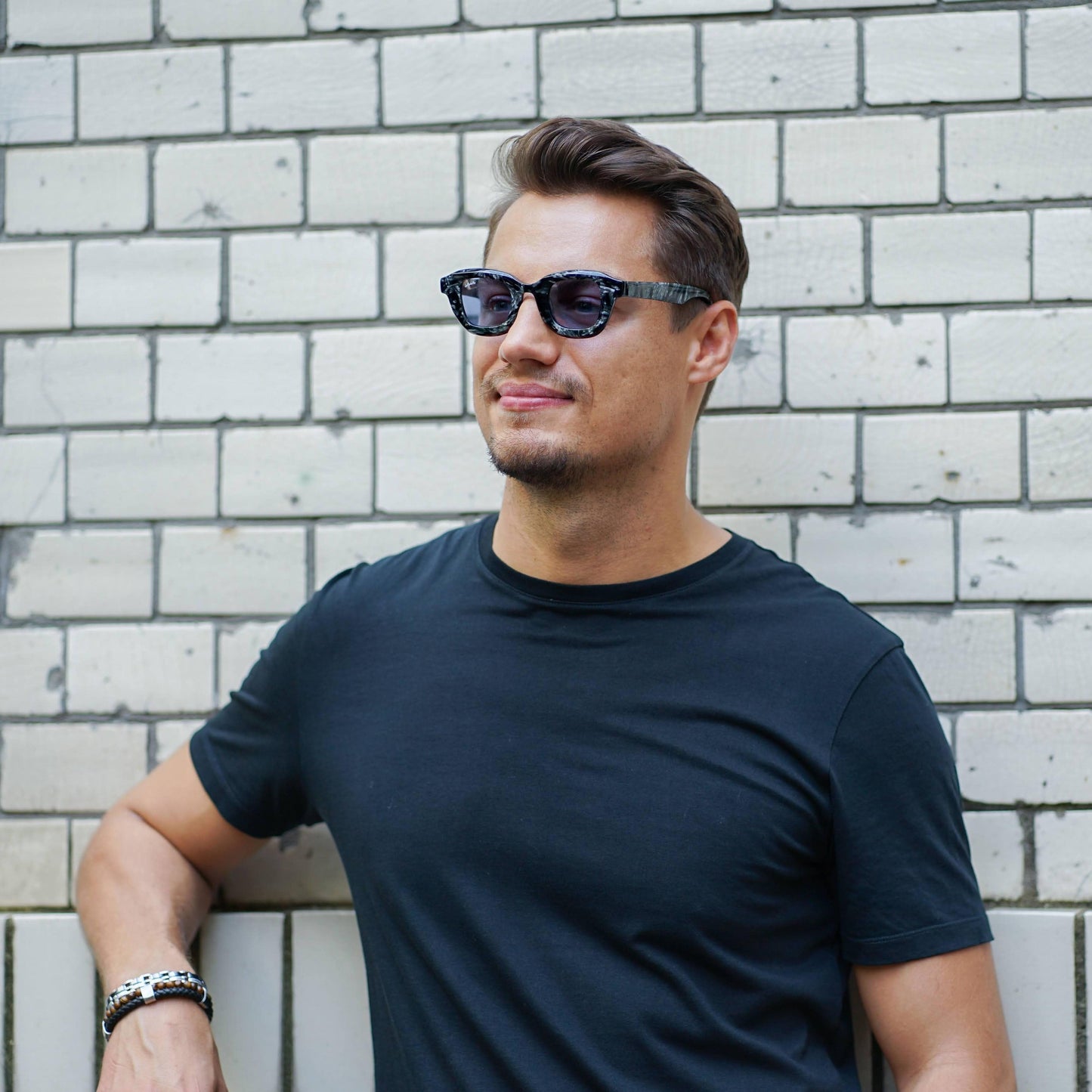 Larna Bo - La Moda Me