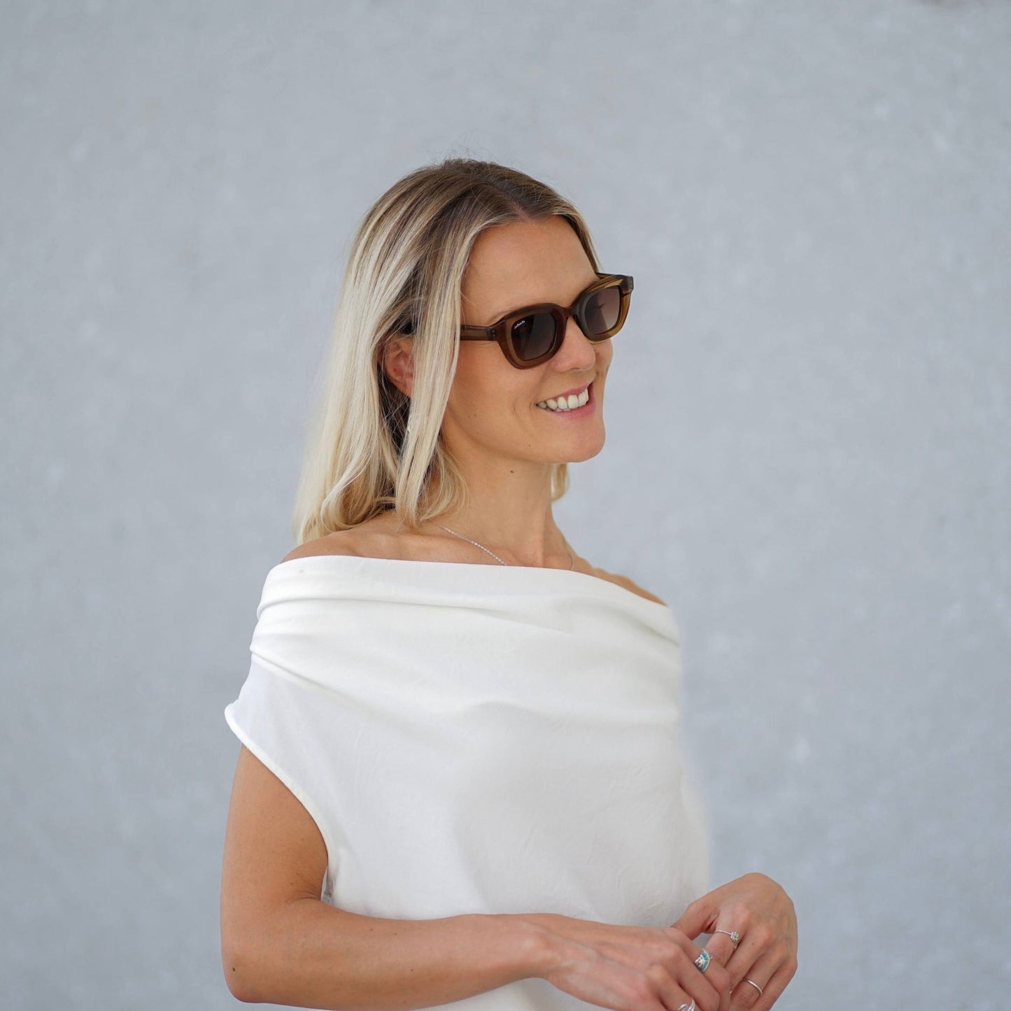 Larna Bo - La Moda Me