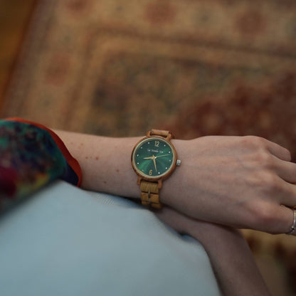 Watch Viridis, olivewood, green display, elegant - La Moda Me